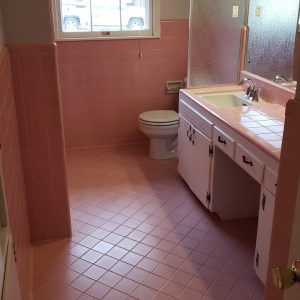 1950's pink bathroom