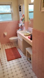 1950's pink bathroom